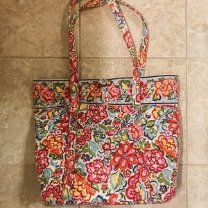Vera Bradley Tote